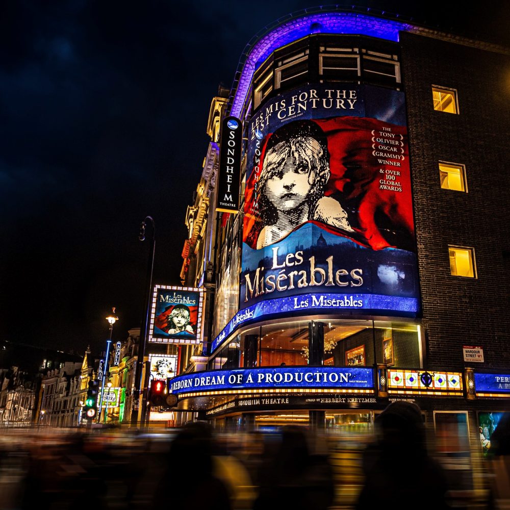 Sondheim Theatre (formerly Queen's Theatre)
