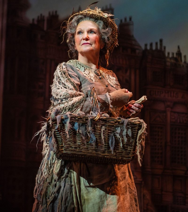 Lyn Paul as Bird Woman