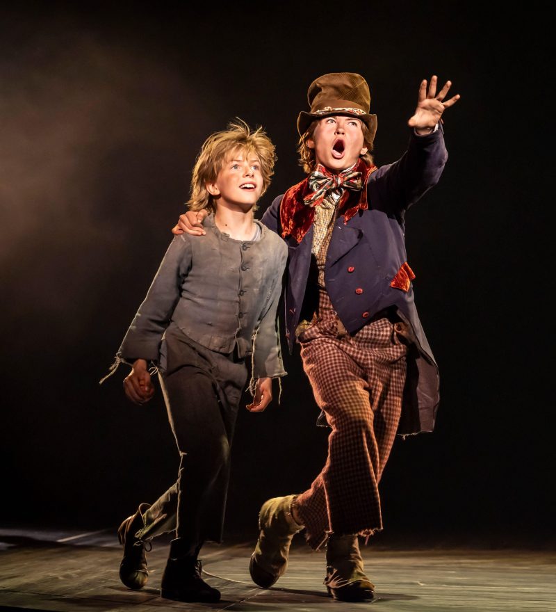 Jack Philpott as Oliver, Billy Jenkins as the Artful Dodger